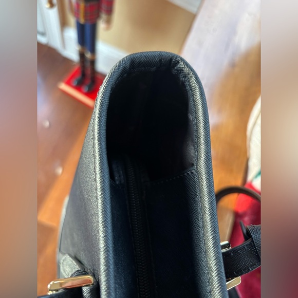 Michael Kors Black Leather Top-Zip Tote Bag - Picture 13 of 16